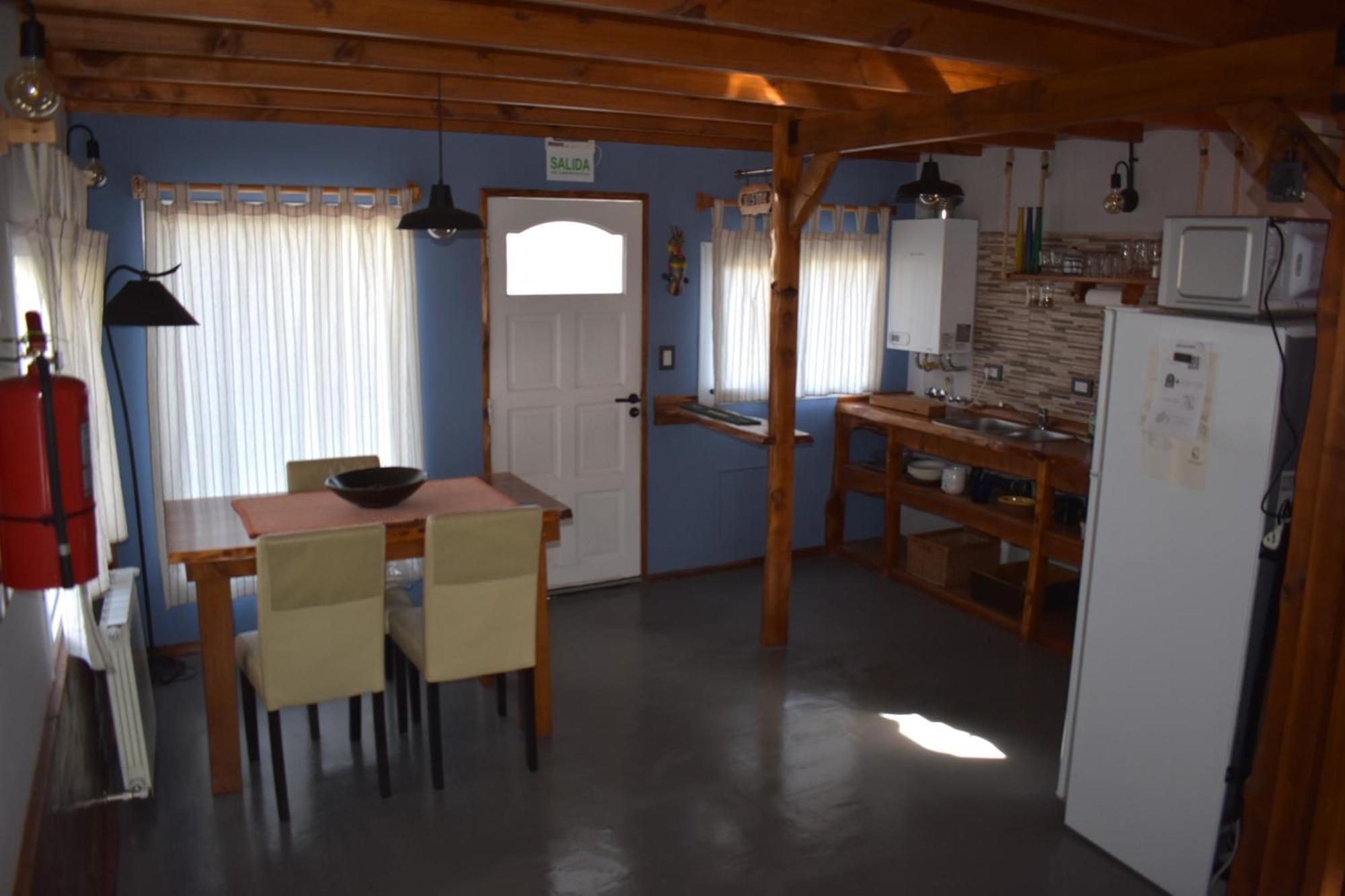 Cabana La Marilena, Para 2 Huespedes Con Desayuno El Calafate Exterior photo